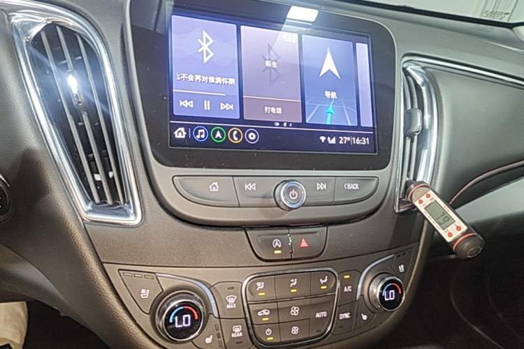 Used Chevrolet Malibu XL 2021 Redline 550T Automatic Smart Edition Audio And AC Panel