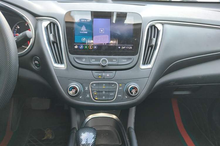 Used Chevrolet Malibu XL 2021 535T Automatic RuiLian Edition Audio And AC Panel