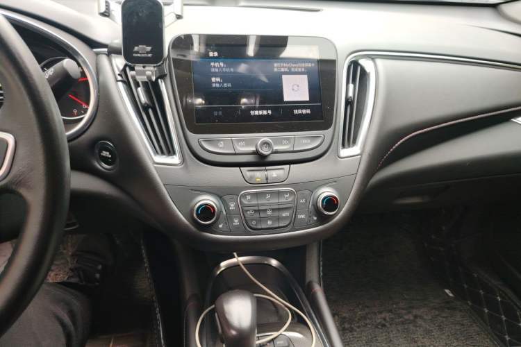 Used Chevrolet Malibu XL 2021 Redline 550T Automatic RuiLian Edition Audio And AC Panel