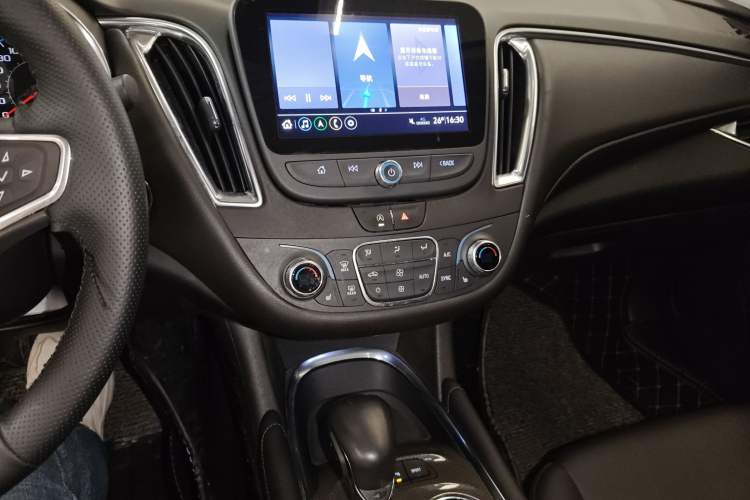 Used Chevrolet Malibu XL 2021 Redline 550T Automatic Sharp Edition Audio And AC Panel