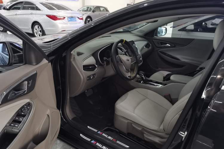 Used Chevrolet Malibu XL 2021 535T Automatic Sharp Edition Driver Seat