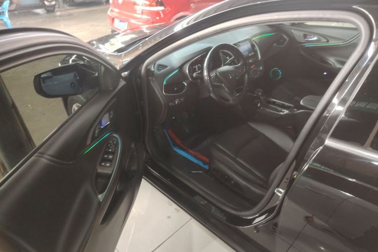Used Chevrolet Malibu XL 2021 535T Automatic Sport Edition Driver Seat