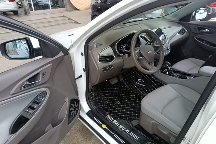 Used Chevrolet Malibu XL 2021 535T Automatic Sharp Edition Driver Seat