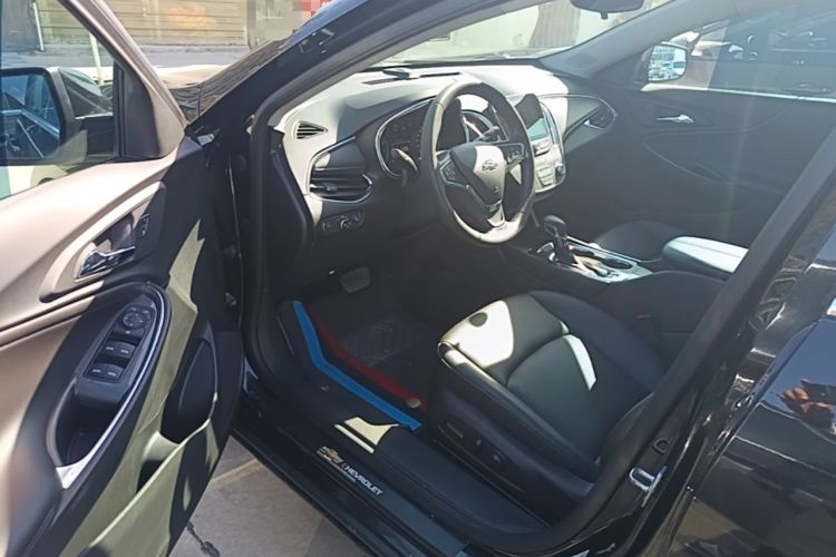 Used Chevrolet Malibu XL 2021 535T Automatic Sport Edition Driver Seat