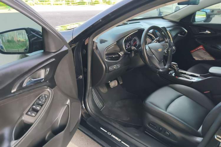 Used Chevrolet Malibu XL 2021 535T Automatic Sport Edition Driver Seat