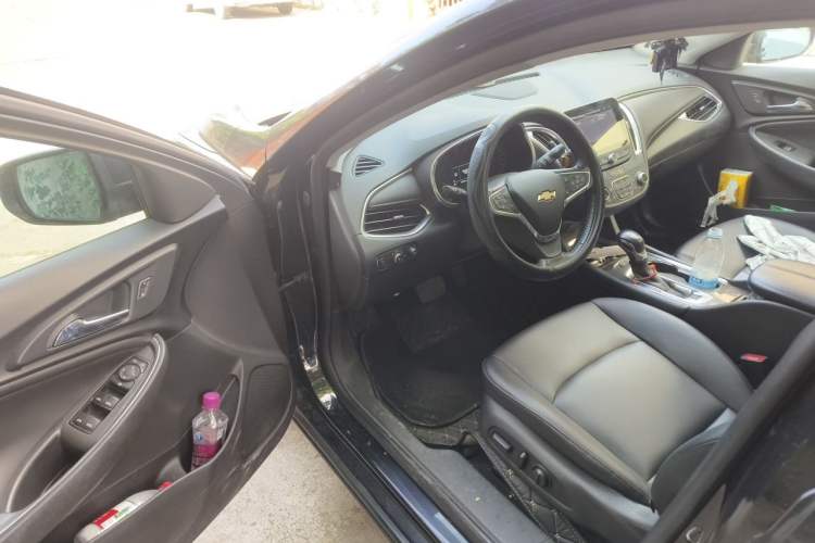 Used Chevrolet Malibu XL 2021 535T Automatic Sport Edition Driver Seat