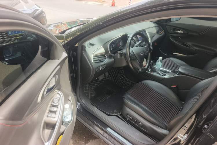 Used Chevrolet Malibu XL 2021 Redline 550T Automatic Sharp Edition Driver Seat