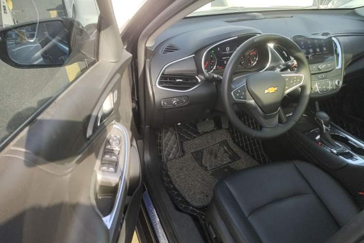 Used Chevrolet Malibu XL 2021 535T Automatic RuiLian Edition Driver Seat