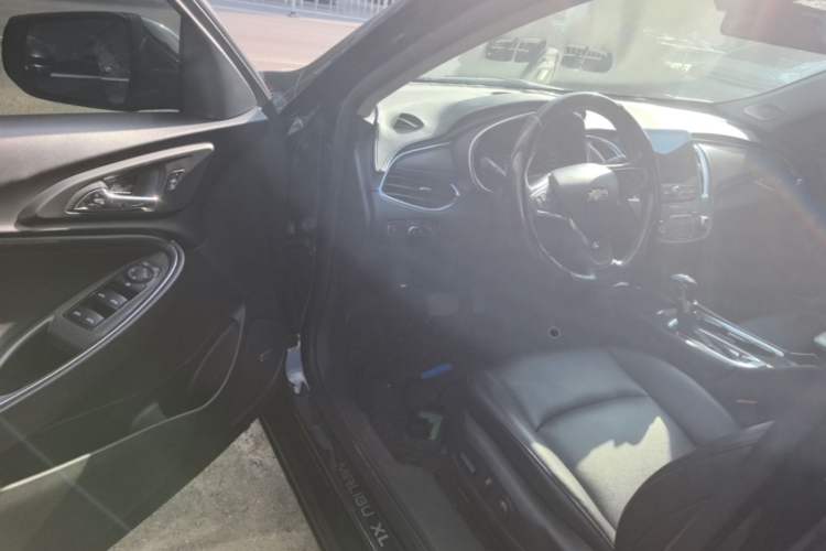 Used Chevrolet Malibu XL 2021 535T Automatic Sport Edition Driver Seat