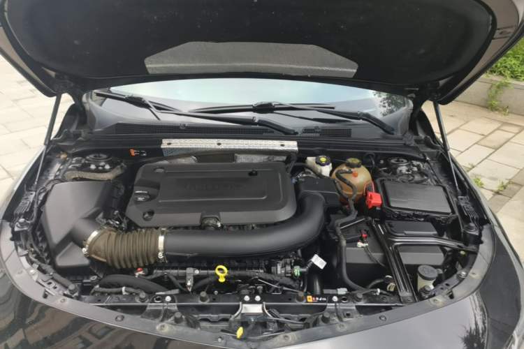 Used Chevrolet Malibu XL 2021 Redline 550T Automatic Sharp Edition Engine Bay