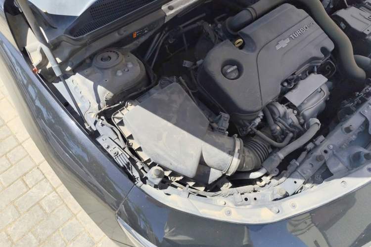 Used Chevrolet Malibu XL 2021 535T Automatic Sport Edition Engine Bay Right