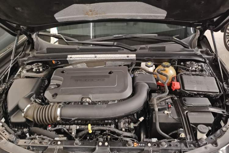 Used Chevrolet Malibu XL 2021 Redline 550T Automatic Sharp Edition Engine Bay
