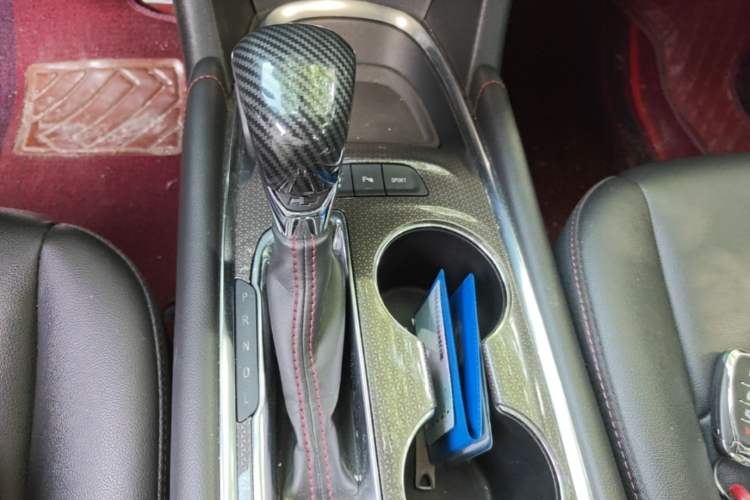 Used Chevrolet Malibu XL 2021 Redline 550T Automatic RuiLian Edition Gear Lever