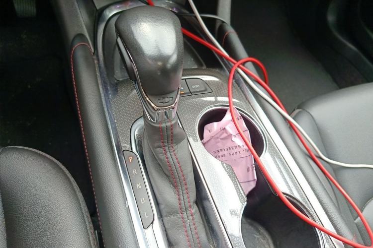 Used Chevrolet Malibu XL 2021 Redline 550T Automatic Sharp Edition Gear Lever