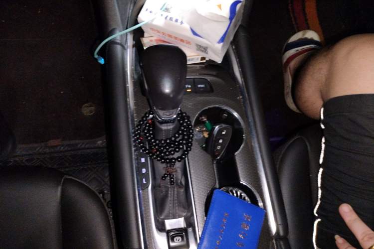 Used Chevrolet Malibu XL 2021 535T Automatic Sport Edition Gear Lever