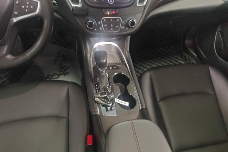 Used Chevrolet Malibu XL 2021 Redline 550T Automatic RuiLian Edition Gear Lever