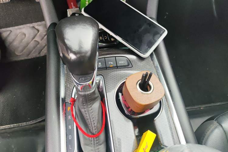 Used Chevrolet Malibu XL 2021 535T Automatic RuiLian Edition Gear Lever