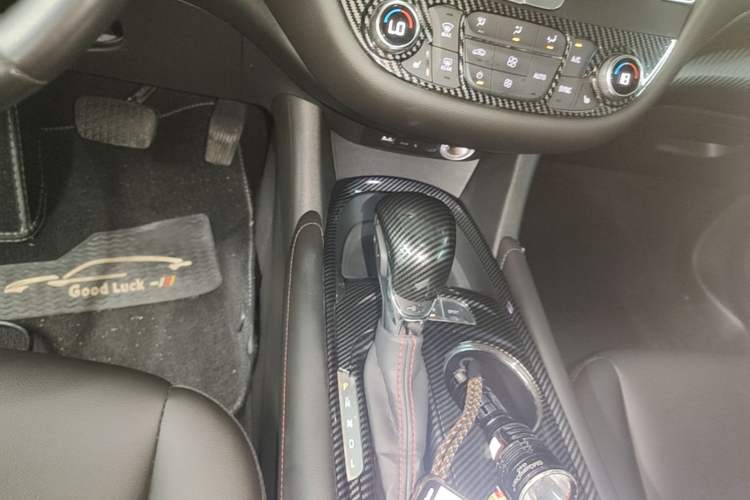 Used Chevrolet Malibu XL 2021 Redline 550T Automatic Sharp Edition Gear Lever