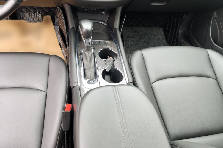 Used Chevrolet Malibu XL 2021 535T Automatic Sport Edition Gear Lever