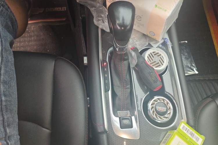 Used Chevrolet Malibu XL 2021 Redline 550T Automatic RuiLian Edition Gear Lever