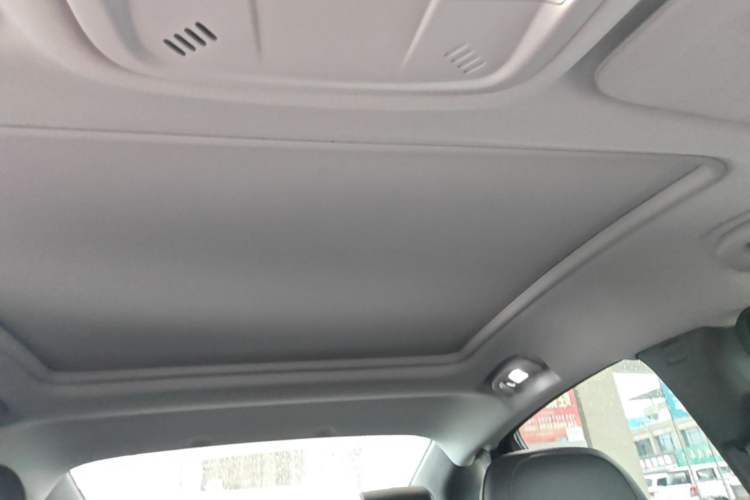 Used Chevrolet Malibu XL 2021 535T Automatic Sport Edition Headliner