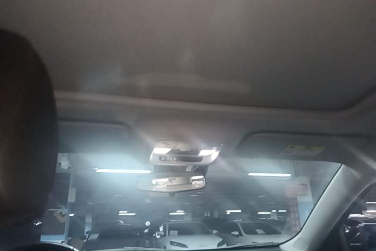 Used Chevrolet Malibu XL 2021 535T Automatic Sport Edition Headliner