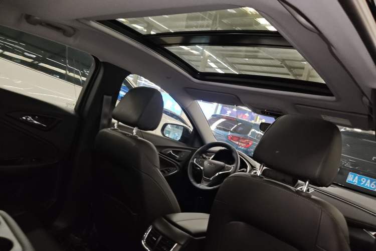 Used Chevrolet Malibu XL 2021 Redline 550T Automatic Sharp Edition Headliner