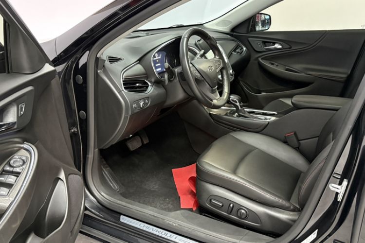Used Chevrolet Malibu XL 2021 Redline 550T Automatic RuiLian Edition Interior 3