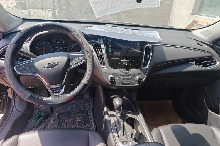 Used Chevrolet Malibu XL 2021 535T Automatic Sport Edition Interior 3