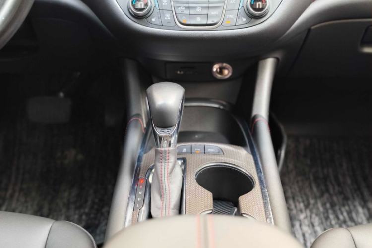Used Chevrolet Malibu XL 2021 Redline 550T Automatic Sharp Edition Interior 4