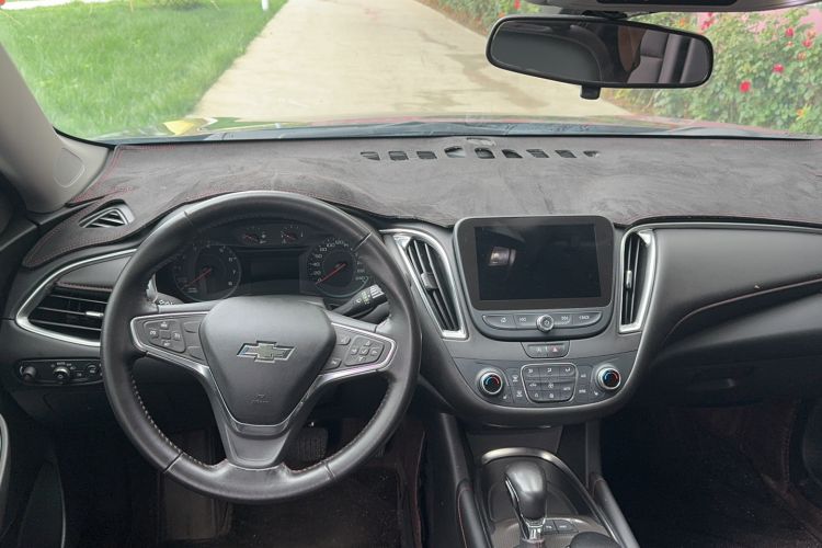 Used Chevrolet Malibu XL 2021 Redline 550T Automatic Sharp Edition Interior 4