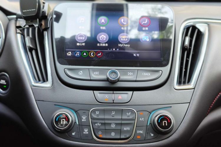 Used Chevrolet Malibu XL 2021 Redline 550T Automatic Sharp Edition Interior 9