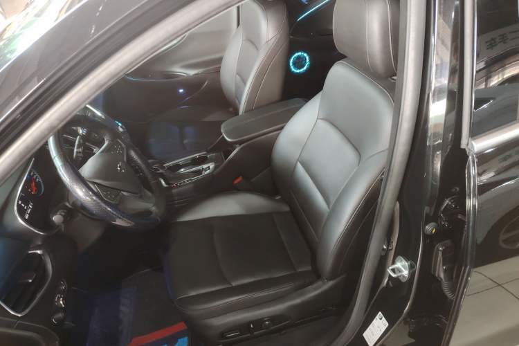 Used Chevrolet Malibu XL 2021 535T Automatic Sport Edition Left Front Seat