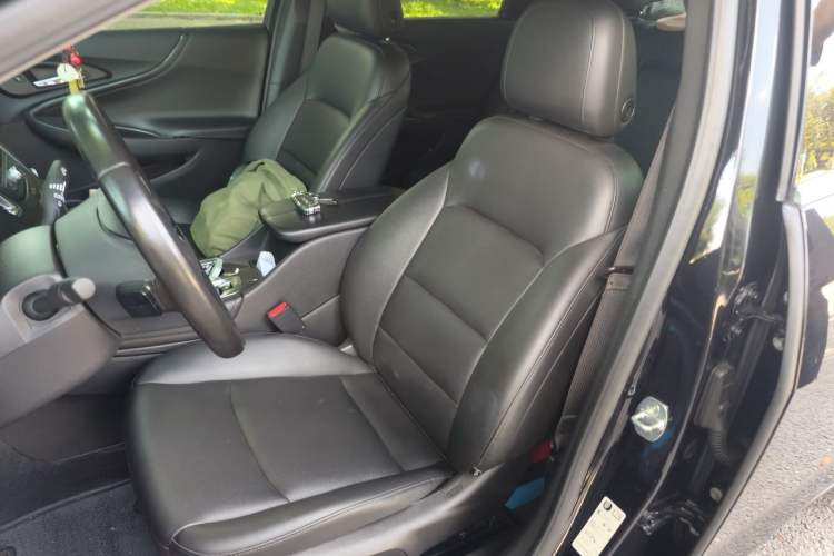 Used Chevrolet Malibu XL 2021 535T Automatic Sport Edition Left Front Seat