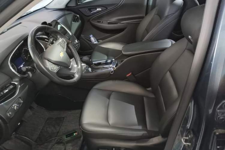 Used Chevrolet Malibu XL 2021 535T Automatic Sport Edition Left Front Seat