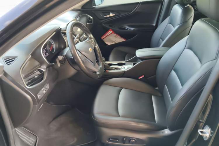 Used Chevrolet Malibu XL 2021 535T Automatic Sport Edition Left Front Seat