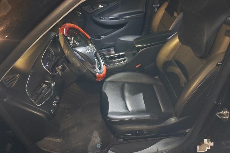 Used Chevrolet Malibu XL 2021 535T Automatic Sport Edition Left Front Seat