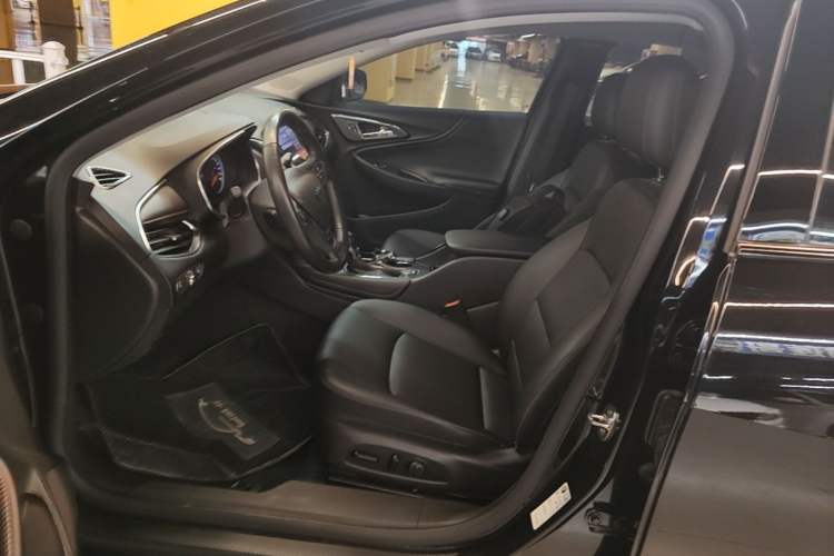 Used Chevrolet Malibu XL 2021 Redline 550T Automatic Sharp Edition Left Front Seat