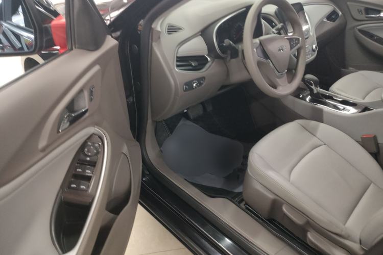 Used Chevrolet Malibu XL 2021 535T Automatic Sharp Edition Left Front Seat