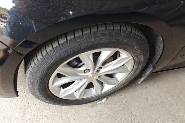 Used Chevrolet Malibu XL 2021 535T Automatic Sport Edition Left Front Wheel Hub
