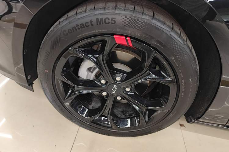 Used Chevrolet Malibu XL 2021 Redline 550T Automatic Sharp Edition Left Front Wheel Hub