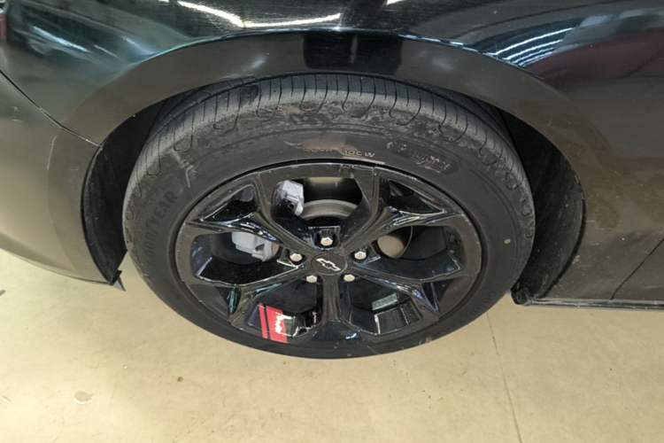 Used Chevrolet Malibu XL 2021 Redline 550T Automatic Sharp Edition Left Front Wheel Hub