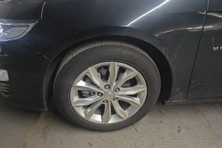 Used Chevrolet Malibu XL 2021 535T Automatic Sport Edition Left Front Wheel Hub