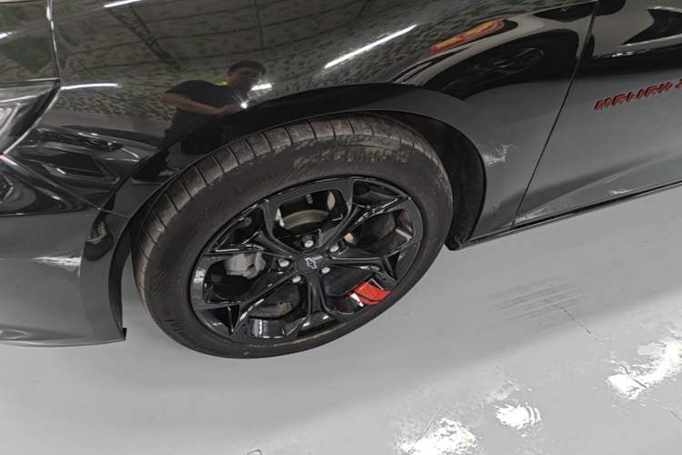 Used Chevrolet Malibu XL 2021 Redline 550T Automatic Sharp Edition Left Front Wheel Hub