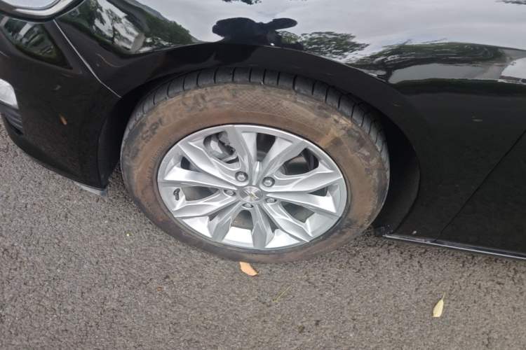 Used Chevrolet Malibu XL 2021 535T Automatic Sport Edition Left Front Wheel Hub