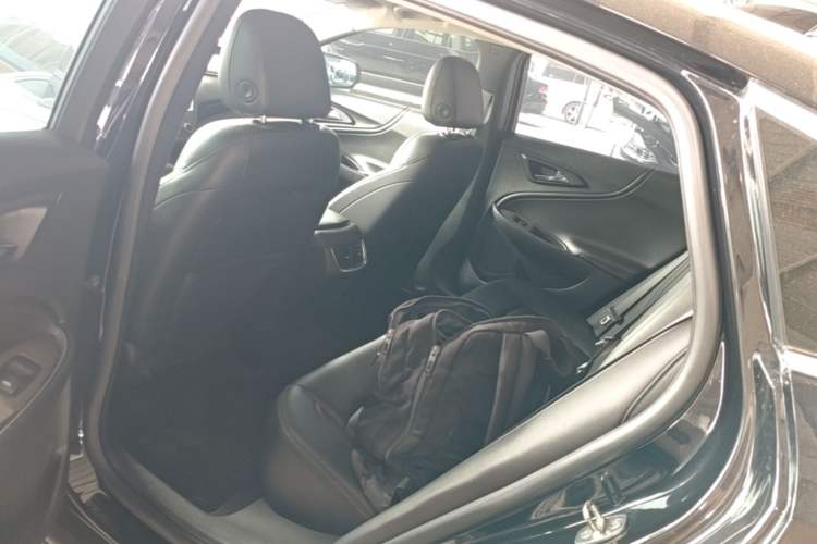 Used Chevrolet Malibu XL 2021 535T Automatic Sport Edition Left Rear Seat