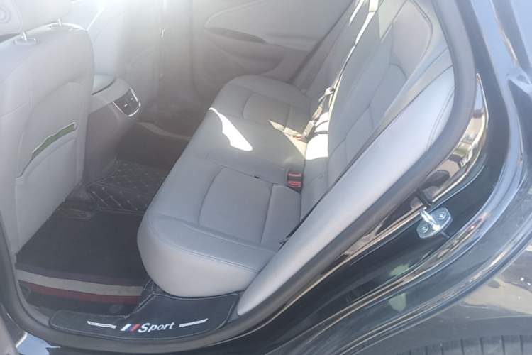 Used Chevrolet Malibu XL 2021 535T Automatic Sharp Edition Left Rear Seat