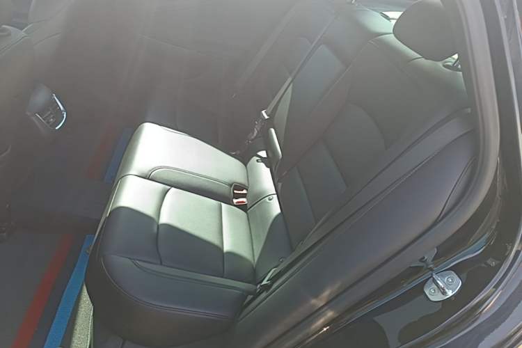Used Chevrolet Malibu XL 2021 535T Automatic Sport Edition Left Rear Seat