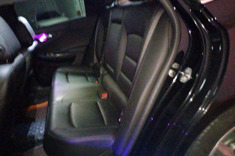 Used Chevrolet Malibu XL 2021 535T Automatic Sport Edition Left Rear Seat