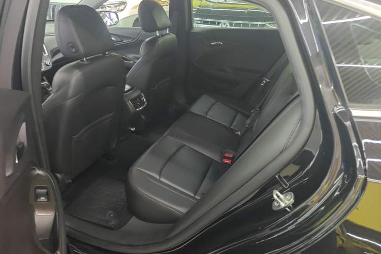 Used Chevrolet Malibu XL 2021 535T Automatic Sport Edition Left Rear Seat